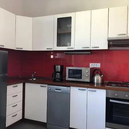New!!! Luxury Solis On Top Location * Split